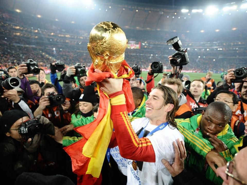 Sergio Ramos rengeteg trófeával büszkélkedhet (Fotó: AFP)