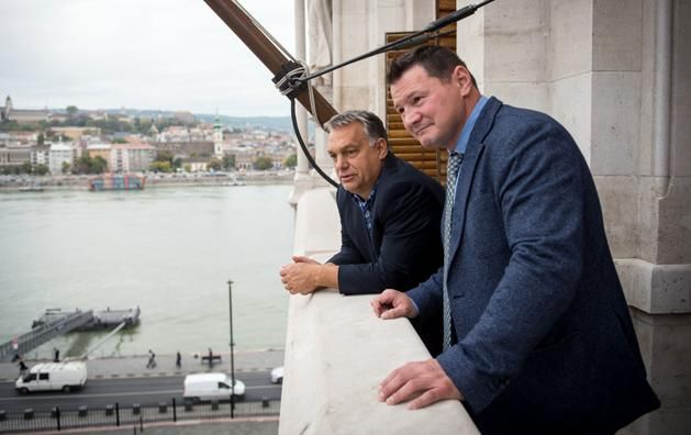 Orbán Viktor miniszterelnök és Erdei Zsolt az Országházban találkozott (Fotó: MTI)