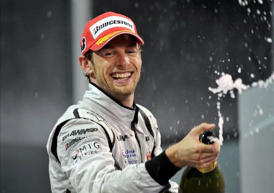 Button a McLarennel is ünnepelni szeretne (Fotó: Action Images)