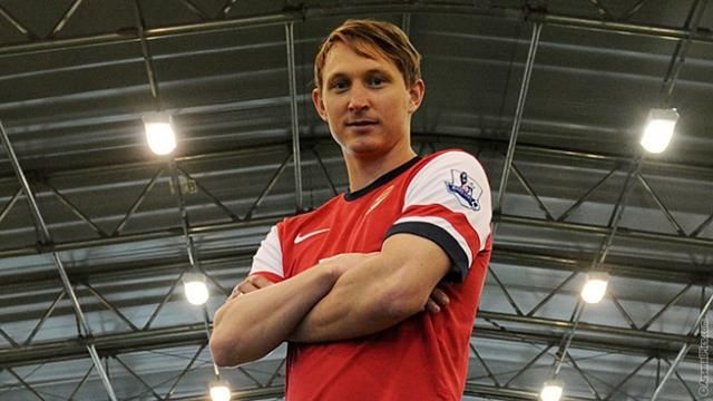 Kim Källström már Arsenal-játékosként (Fotó: Arsenal FC)