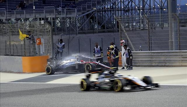 A McLaren-Honda időmérős bravúrját Button szűnni nem akaró műszaki hibái árnyékolták be