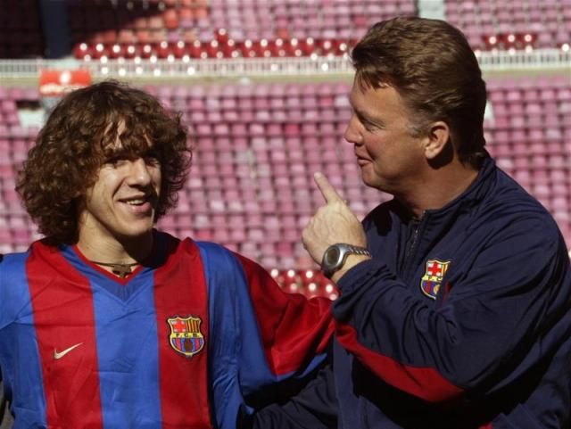 Carles Puyol, a Barca legendás kapitánya Van Gaal keze alatt debütált 1999-ben (Fotó: Action Images)
