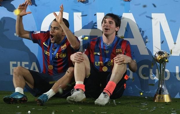 A brazil Dani Alves a szó szoros és átvitt értelmében is passzolt Messihez