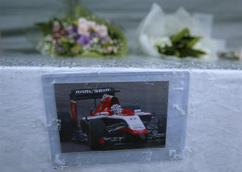 Jules Bianchi-emlékfal Szuzukában – szinte mindenhol találkozni lehet a tavaly végzetes kimenetelű balesetet szenvedő francia fotóival