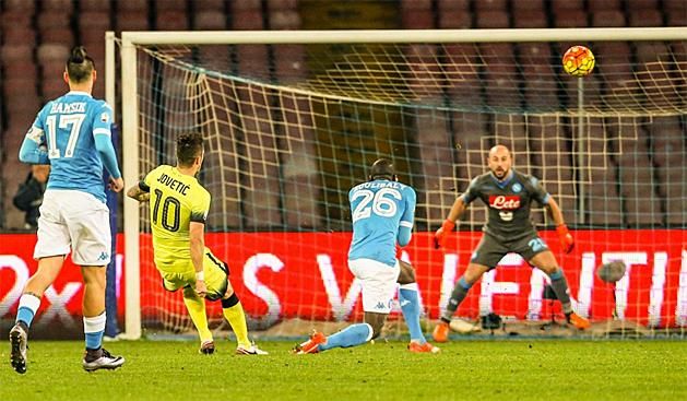 Jovetics csavarását követően a Napoli sikertelenül futott az eredmény után