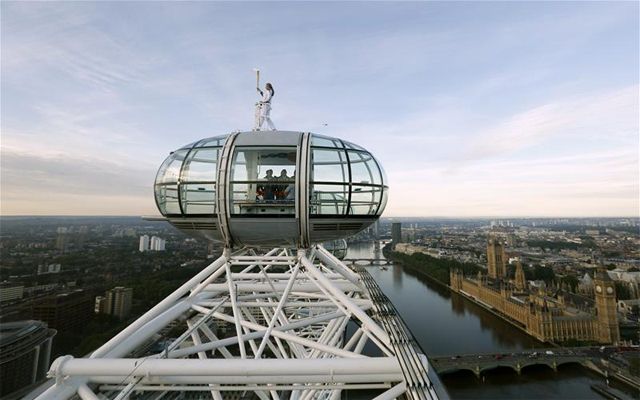 Amelia Hempleman-Adams a London Eye egyik kapszulájáról nézett körbe (Fotók: Action Images)