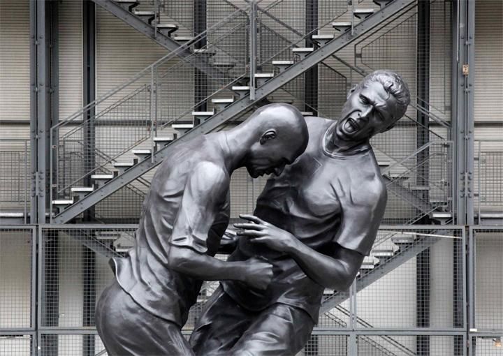 Zidane-ról nem csak ez jut eszünkbe, Materazziról viszont... (Fotó: Reuters)