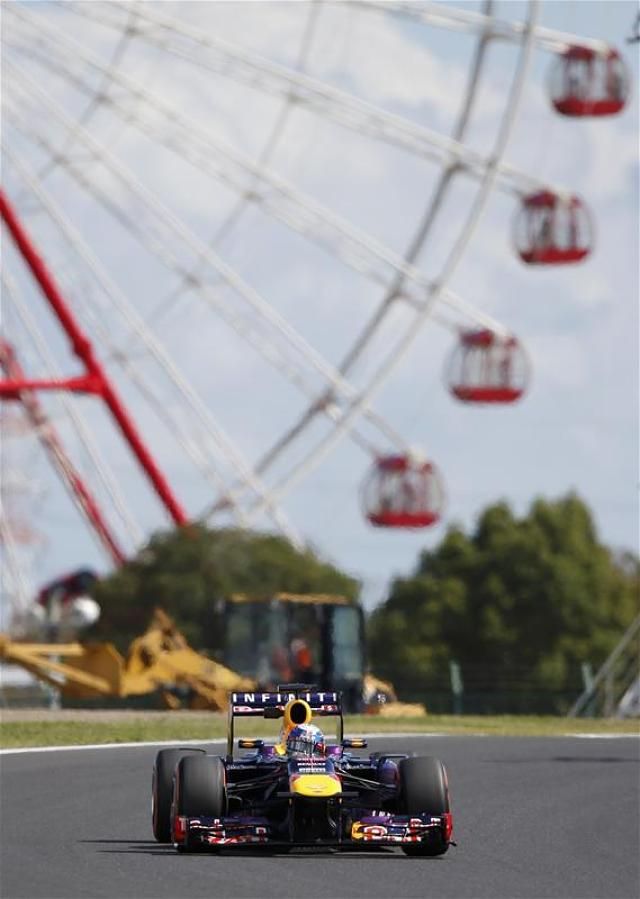 Vettel ismét nyeregben van, ami nem jó hír a riválisoknak