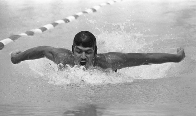 Az összesen kilenc olimpiai bajnoki címet szerző Mark Spitz „akció közben” – 1972-ben (Fotó: Getty Images)