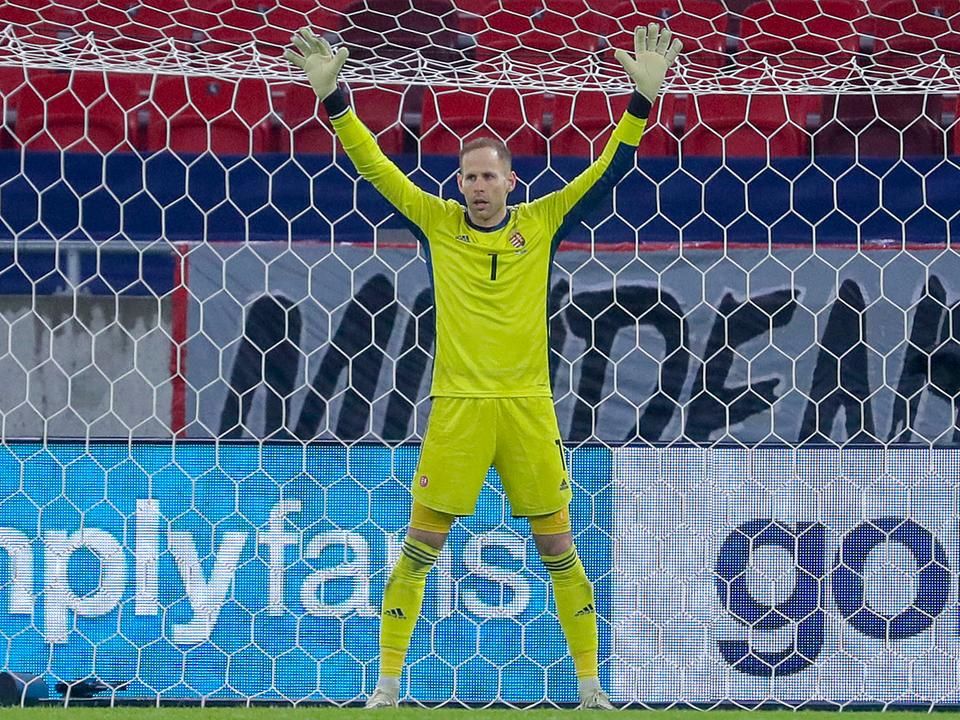 A németek, a portugálok és a franciák elleni Eb-mérkőzésen sem feltartott kézzel lép majd pályára (Fotó: Szabó Miklós)