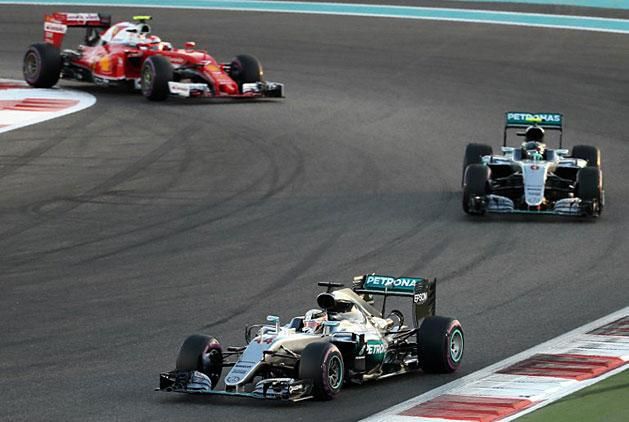 Hamilton nem engedett mozgásteret Rosbergnek, meg kellett dolgoznia a vb-címért