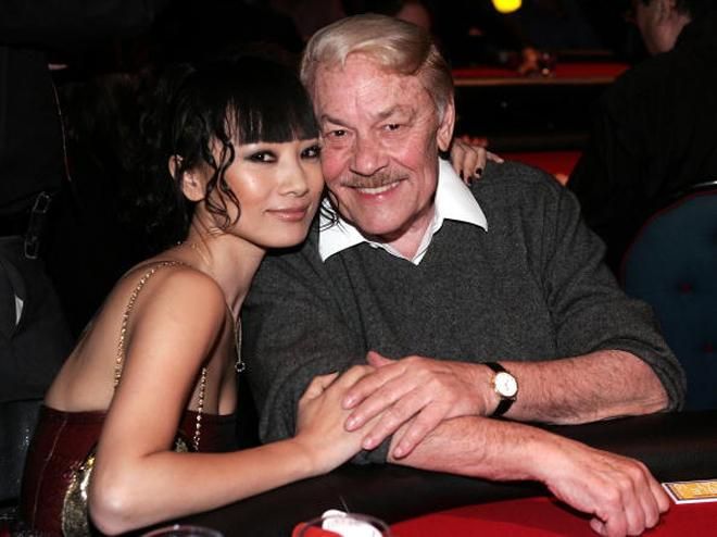 Jerry Buss és a színésznő, Bai Ling (Forrás: Marca)