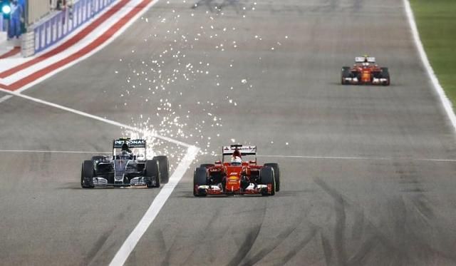 Rosberg és Vettel nagy csatáinak egyike – végül egyikük sem lehetett elégedett