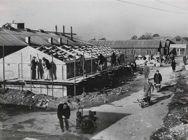 Német hadifoglyokkal építtették fel a romokból Angliát – és az olimpia létesítményeket (Fotó: scienseandmediamuseum.org)