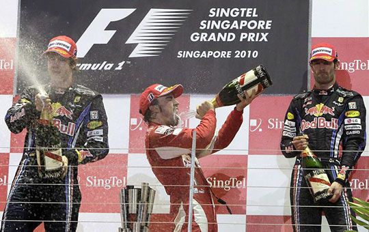 Ha az időjárás nem szól közbe, a szuzukai győzelemért Vettel, Alonso és Webber csap össze 
(Fotó: Action Images - archív)