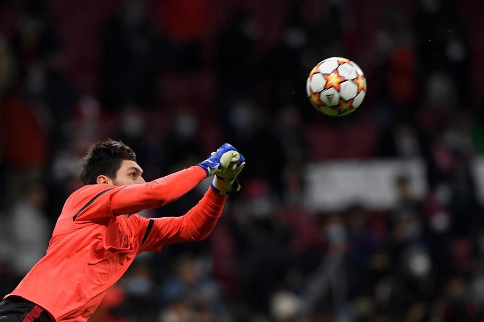 Tatarusanu bravúrral kezdte az Atlético elleni meccset (Fotó: AFP)