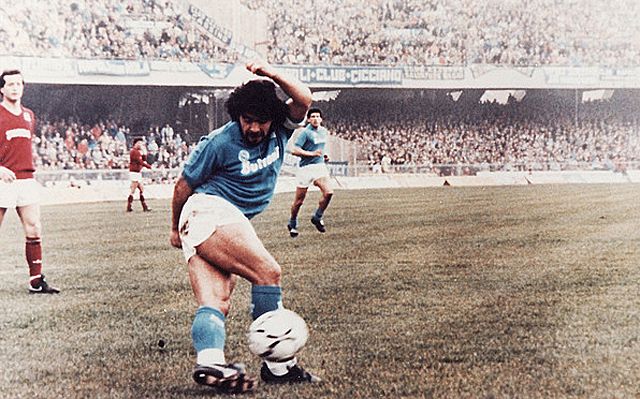 Rég elmúltak azok az idők, amikor Diego Maradona varázsolt a San Paolóban, de az emléke él