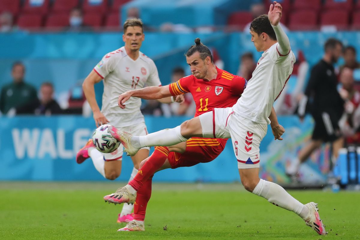 Gareth Bale (11) mindent megtesz a walesi válogatott világbajnokságra jutása érdekében (Fotó: Imago Images)