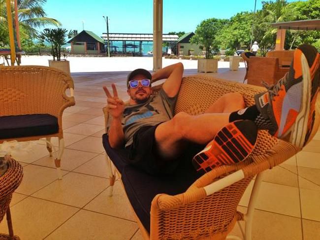 Alonso lazít a brazil nyárban (forrás: Twitter)