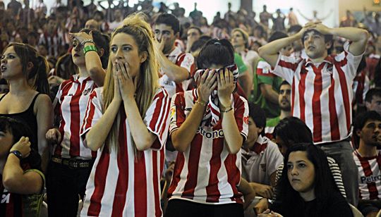 A bilbaói San Mamés Stadionban nem volt felhőtlen a hangulat (Fotó: Reuters)