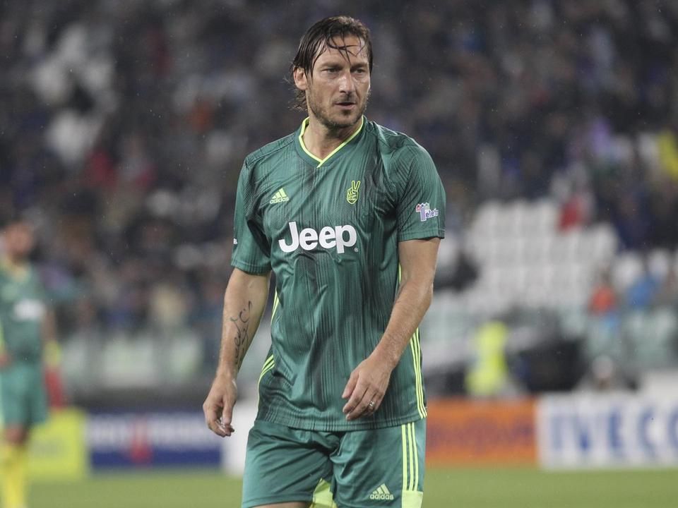 Totti visszatér a pályára? (Fotó: AFP)