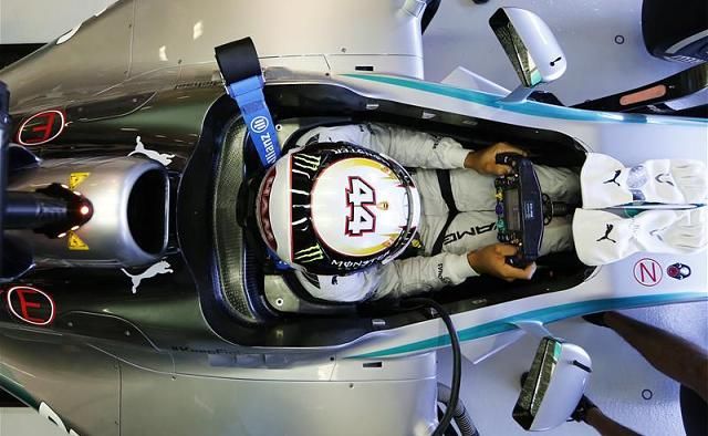 Lewis Hamilton délután a lágy gumikon a leggyorsabb volt (Fotók: Action Images)