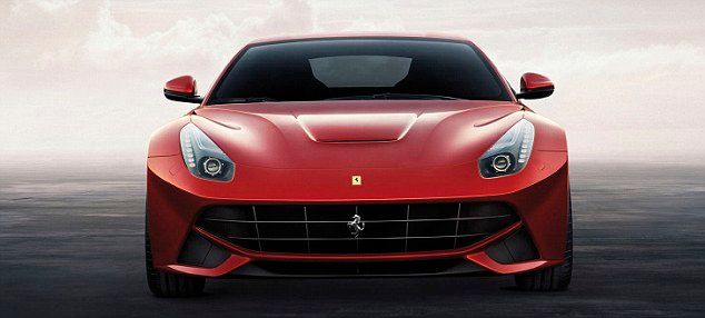 Az új F12 Berlinetta (Fotó: Daily Mail)