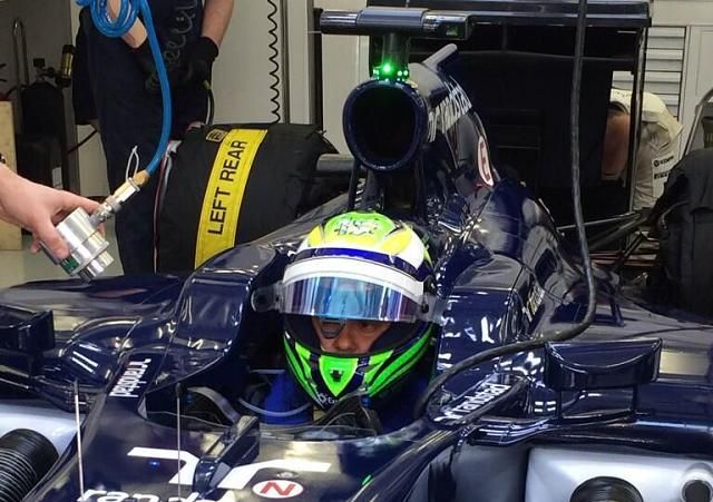 Massa a két teszt között meglátogatta korábbi csapattársát, és optimistán távozott (Fotó: Twitter/WilliamsF1Team)