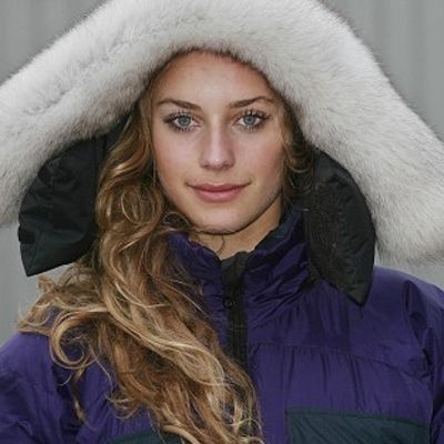 Ilyen egy csinos, fiatal felfedező (Forrás: romseyadvertiser.co.uk)