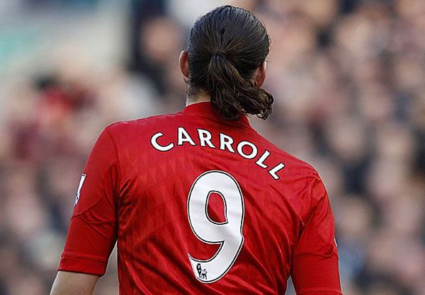 A 35 millió fontos Carroll egy hónappal átigazolása után a Manchester United elleni mérkőzés 75. percében végre
bemutatkozhatott a „vörösöknél” (Fotó: whoateallthepies.tv)