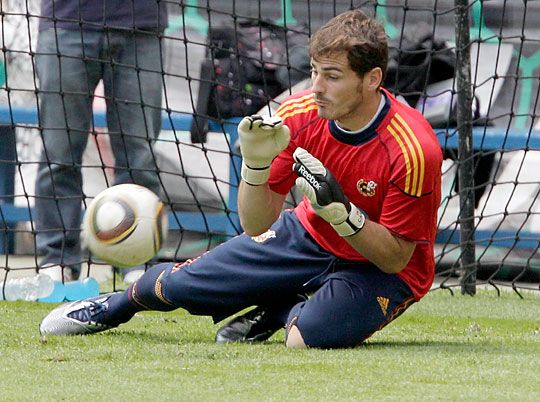 Iker Casillas Mexikó elleni is a győzelemre hajt (Fotó: Action Images)