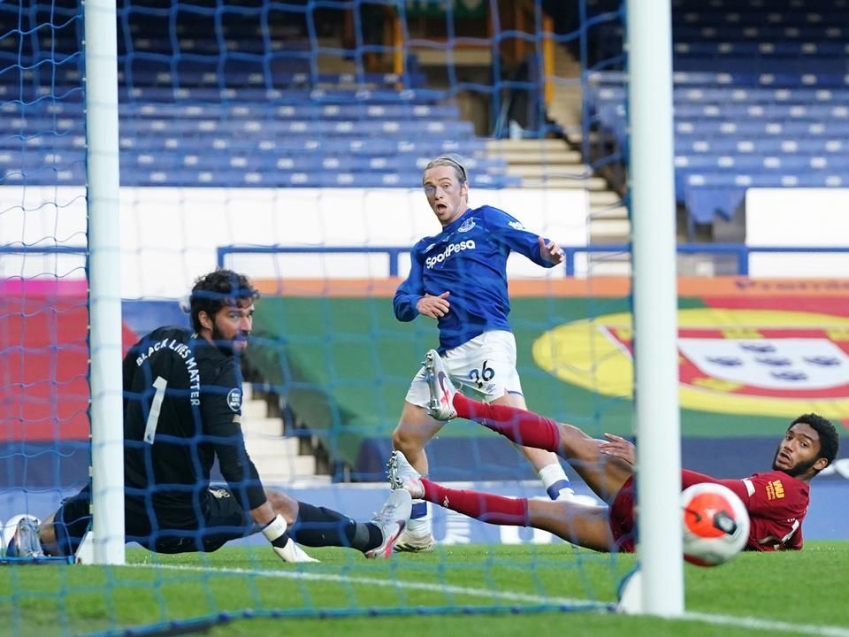 Az Everton járt a legközelebb a gólhoz, Tom Davies lövése a kapufa tövéről pattant ki (Fotó: AFP)