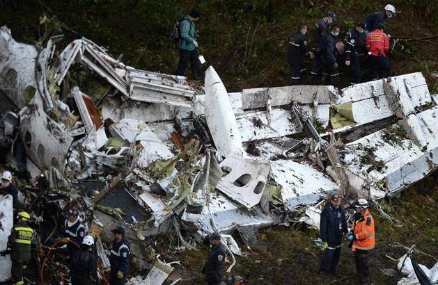 77 emberrel a fedélzeten zuhant le a repülőgép (Fotó: AFP)