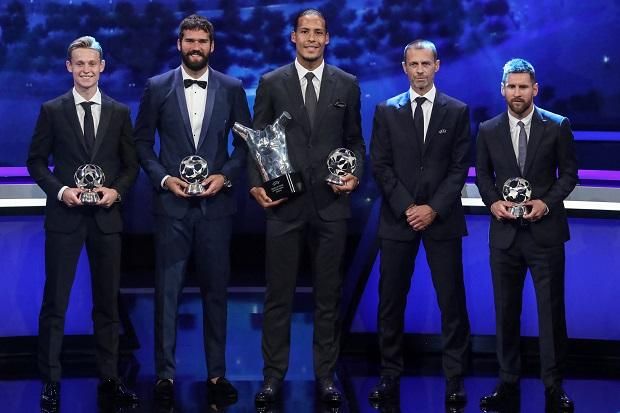 Az UEFA-nál Van Dijk lett 2019 legjobbja, de az Aranylabdát Messi (jobb szélen) kapta (Fotó:AFP)