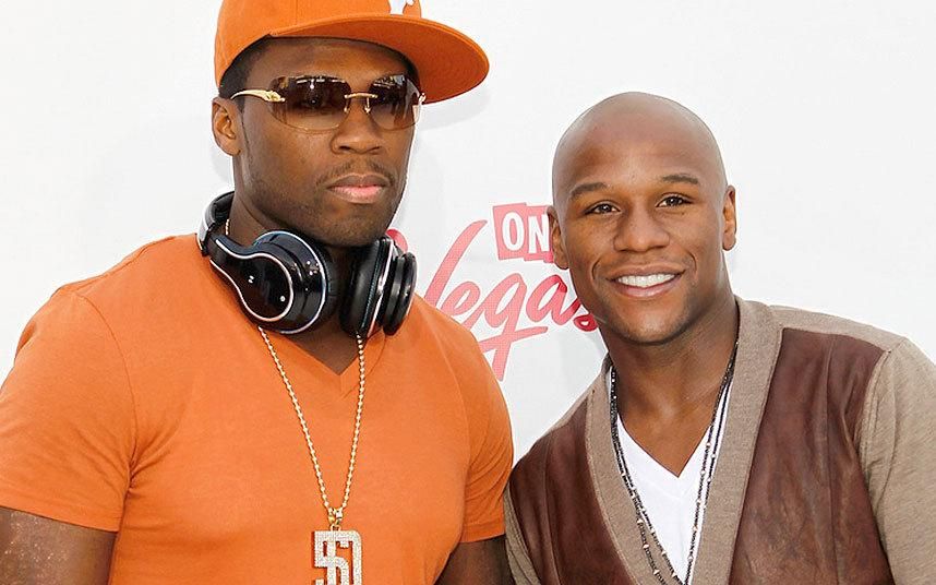 Újabb rapper Mayweather mellett és egy újabb masszív sportfogadás: 50 Cent 1.6 millió dollárt tett az amerikai győzelmére.
(Forrás: The Telegraph)