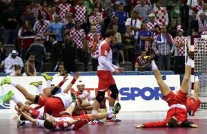 A lengyelek nem vágták hanyatt magukat 
a horvátoktól – csak a meccs után