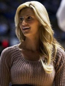 A józan Erin Andrews (Fotó: zimbo.com)