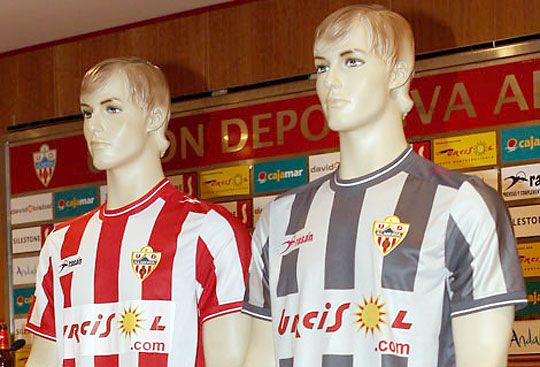 Az Almería hazai és idegenbeli meze