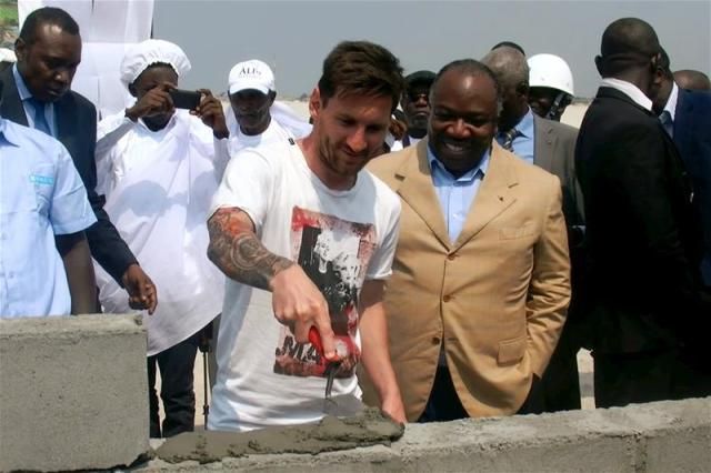 Messi letette az alapkövet (Fotó: Reuters)