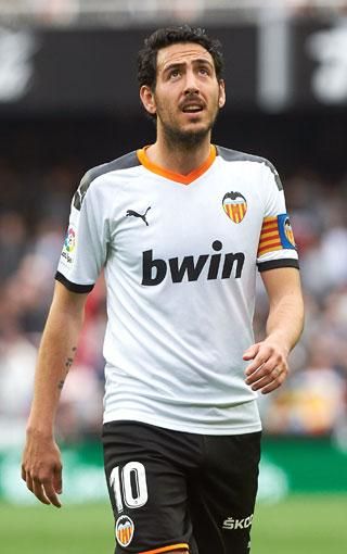 Daniel Parejo klubikonná vált, mégis távoznia kellett a Valenciától (Fotó: AFP)