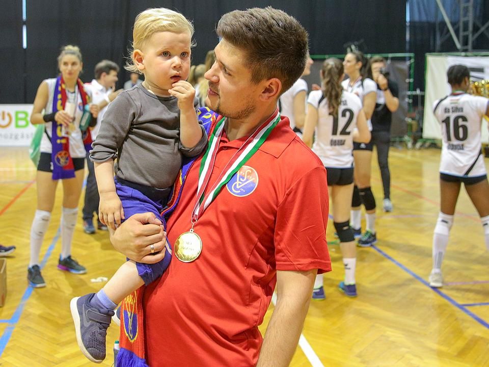 Jakub Gluszak gyerekei rendszeresen ott vannak a Vasas Óbuda röplabdameccsein (Fotó: Török Attila)