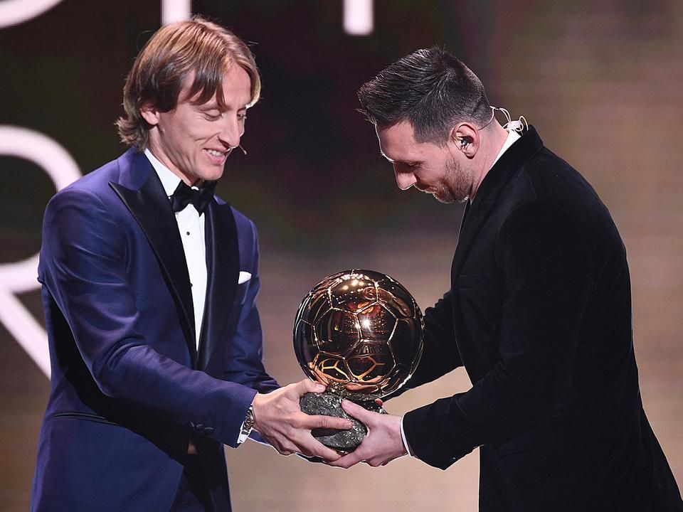 Lionel Messi hétszeres aranylabdás, míg a legutóbbi világbajnokságon nyújtott teljesítményéért (is) Luka Modric érdemelte ki az elismerést (Fotó: AFP)