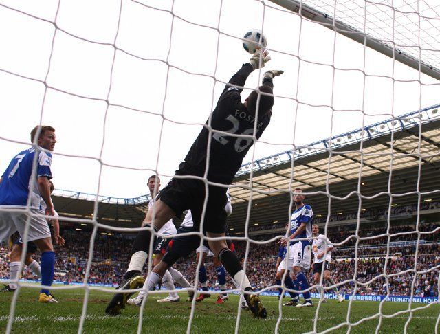 Ben Foster újabb bravúrjával biztosítja csapata (Birmingham) Bolton elleni 2–1-es sikerét (Fotó: whoateallthepies.tv)