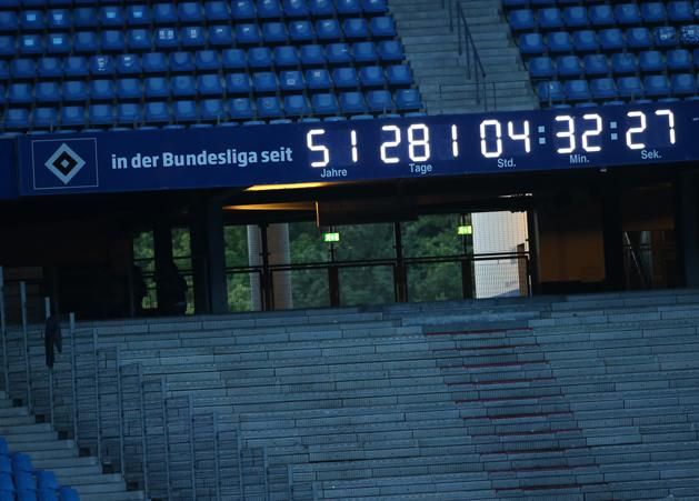 A HSV Bundesliga-örökórája. Lassan leketyeg (Fotó: AFP)