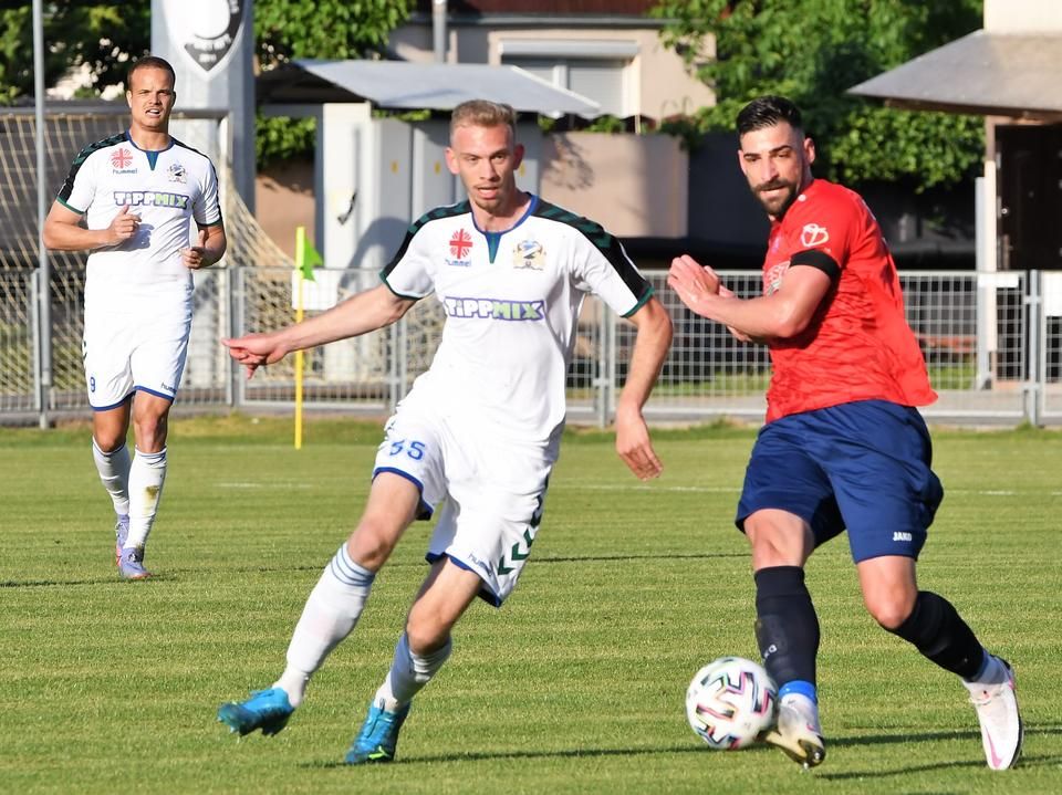 Nem tudták tartani a szegedi játékosokat a Szpari védői, Kovács Milán gólt is szerzett (Fotó: Trifonov Éva)