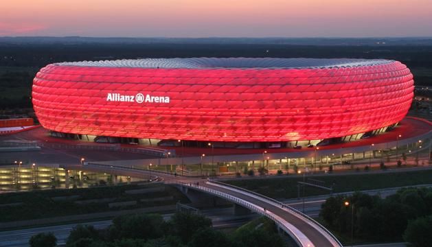 8. Allianz Arena, München (Fotó: www.footballstopten.com)