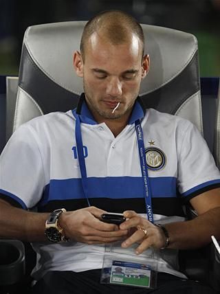 Ülhet a padon vagy a lelátón: 
Sneijder nem kap lehetőséget (Fotó: Reuters)