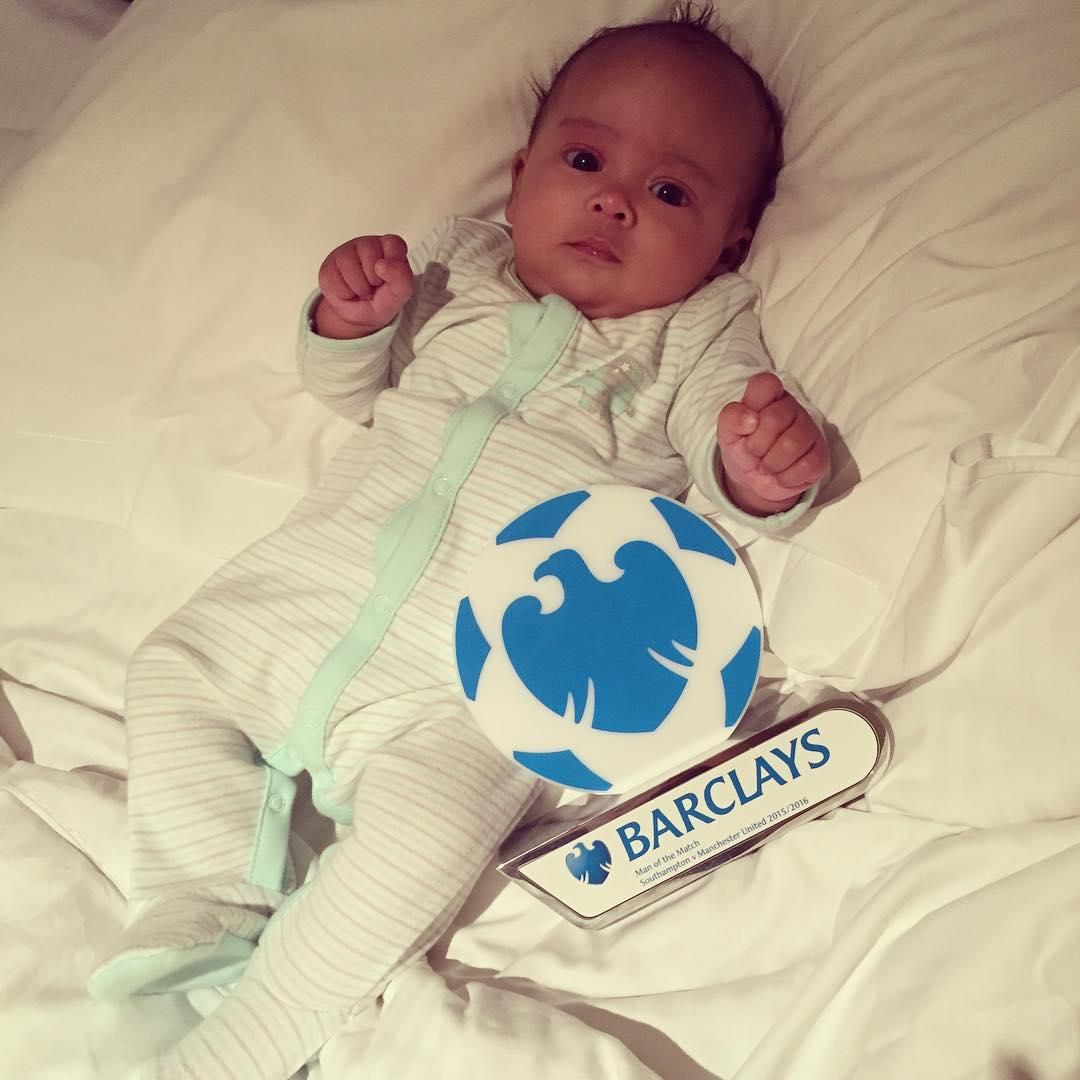 „Apa a legjobb!” – írta a kép alá Martial kedvese (Fotó: Instagram)