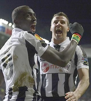Papiss Cissé (balra) ünnepli a Newcastle gólját