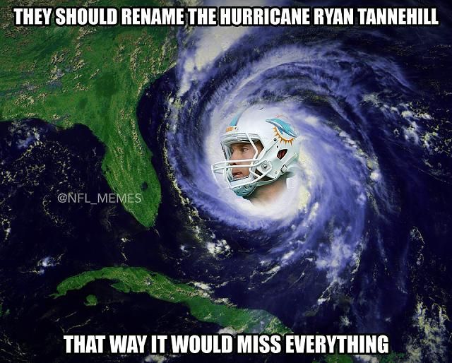 Akkor legalább mindenkit elkerülne... (Forrás: NFL Memes)